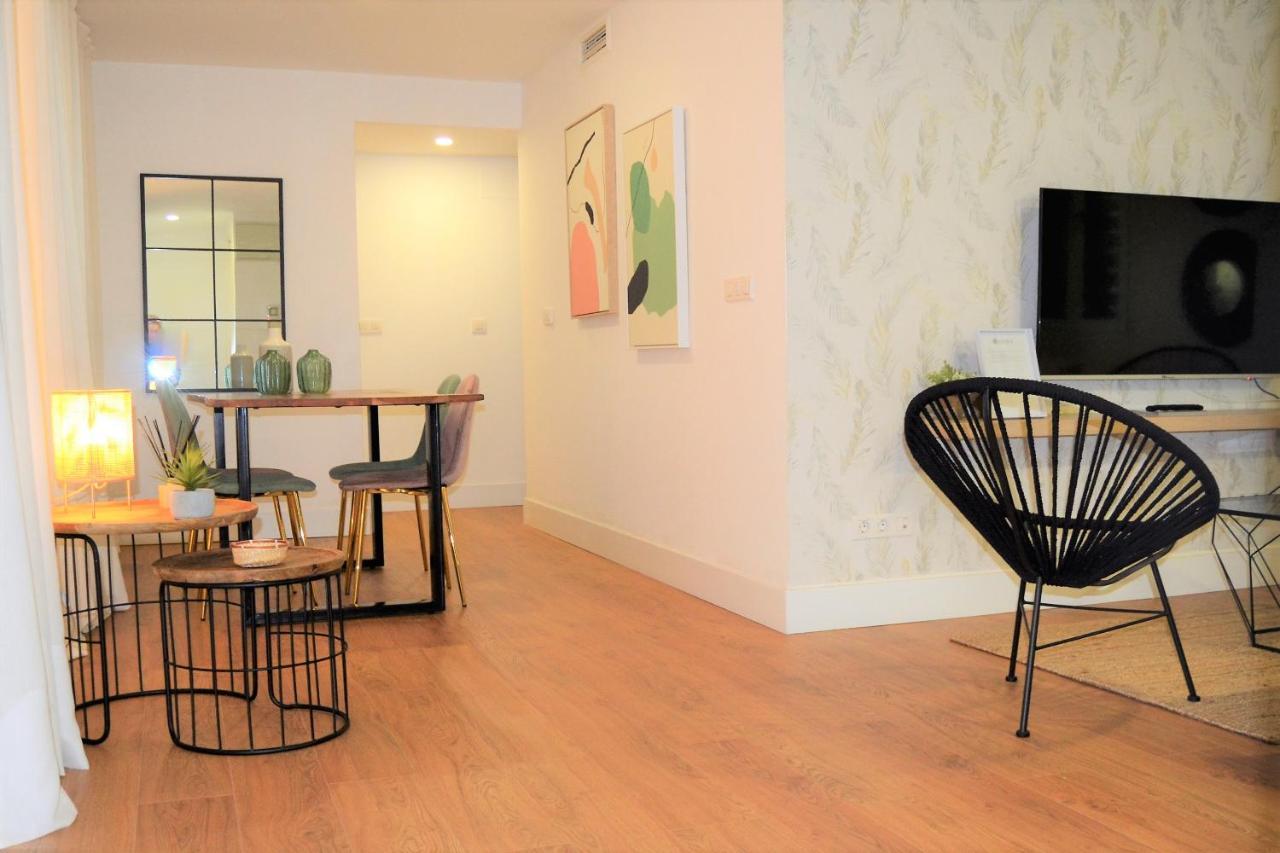 Acogedor Apartamento Junto Al Museo Picasso Lägenhet Málaga Exteriör bild