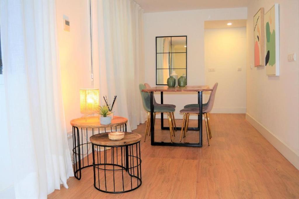 Acogedor Apartamento Junto Al Museo Picasso Lägenhet Málaga Exteriör bild