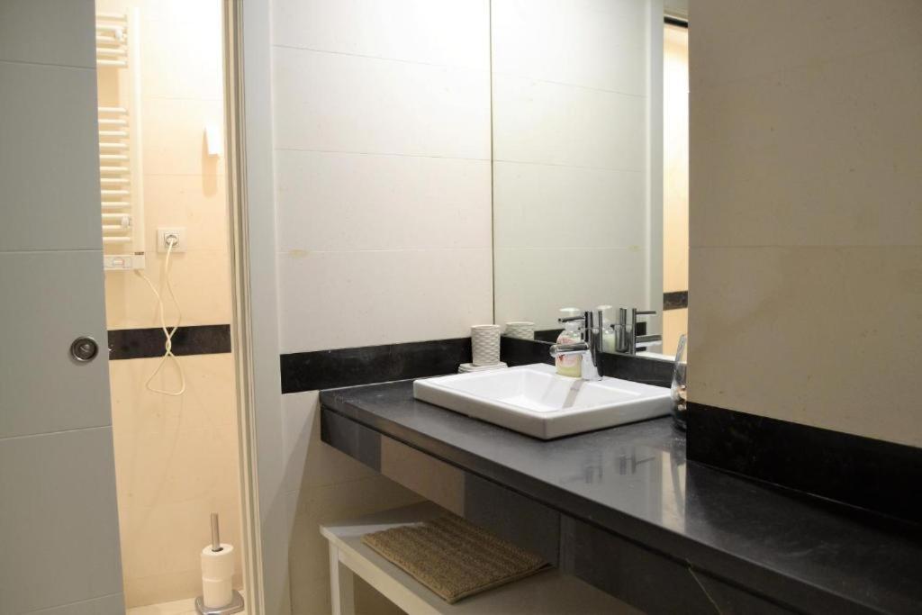 Acogedor Apartamento Junto Al Museo Picasso Lägenhet Málaga Exteriör bild