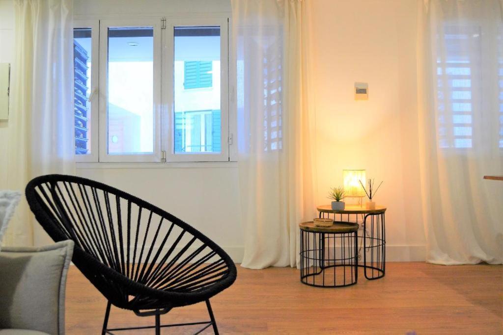 Acogedor Apartamento Junto Al Museo Picasso Lägenhet Málaga Exteriör bild
